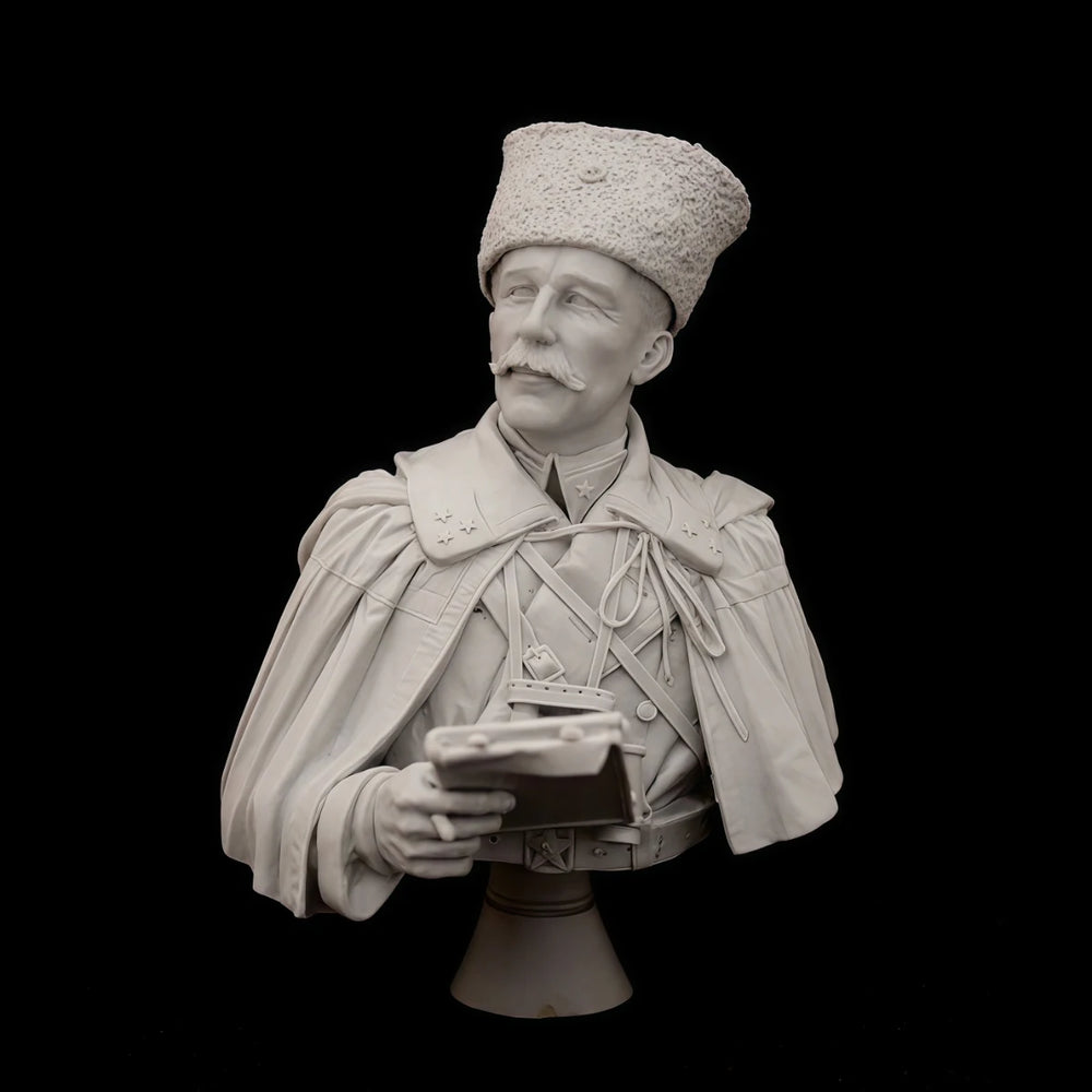 1/10 Napoleonic Officer in Bicorne and Cape, Resin Model Bust Kit, Unassembled and Unpainted