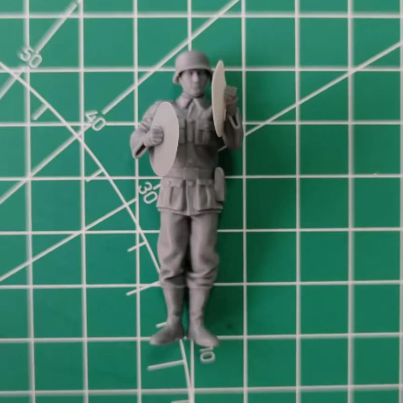 1/35 WWI German Military Musician, Resin Model Figure Kit, Unassembled and Unpainted