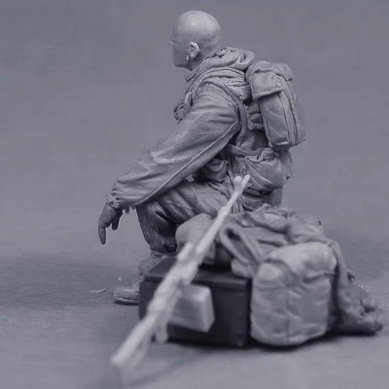 1/35 Modern Russian Tactical Squad in Combat Poses, Resin Model Figure Kit, Unassembled and Unpainted