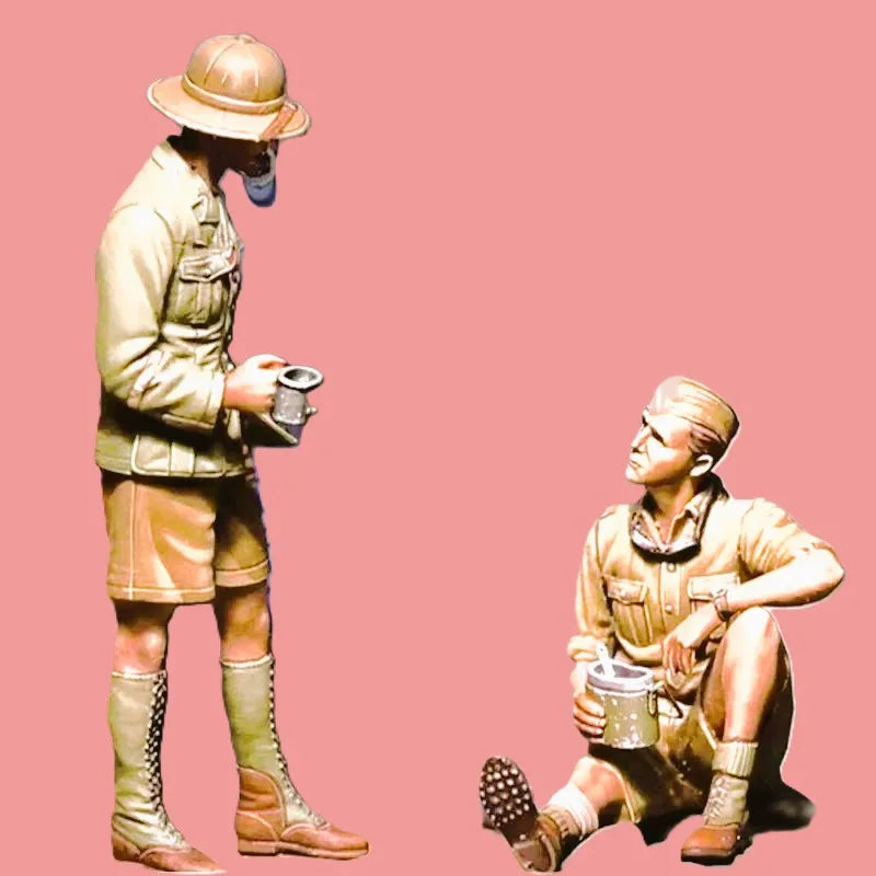 1/35 WWI British Colonial Officer and Rifleman, 2 Figures, Resin Model Figure Kit, Unassembled and Unpainted