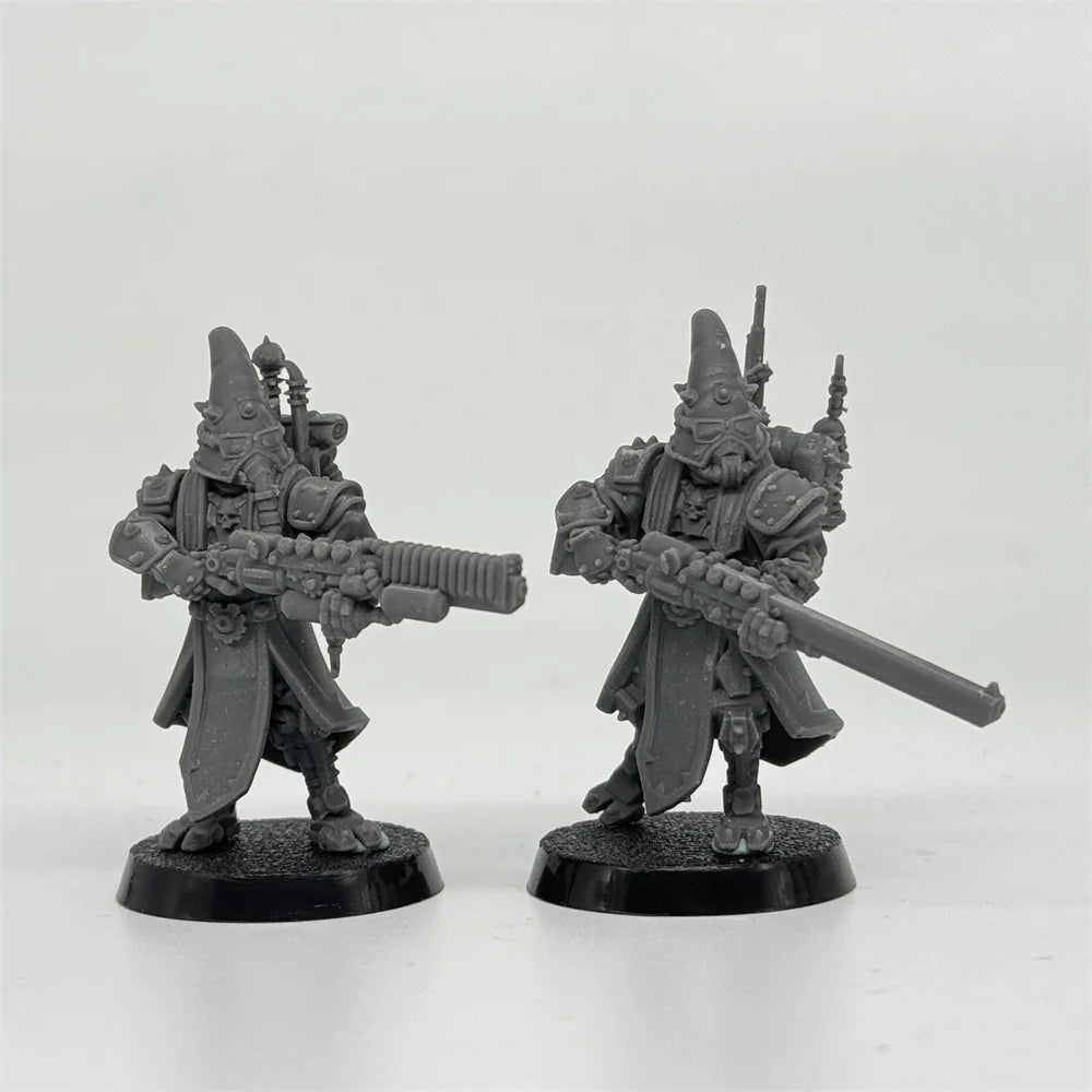 28mm Scavenger Hooded Cultists, 10 Figures, Resin Model Figure Kit, Fantasy Theme, Unassembled and Unpainted
