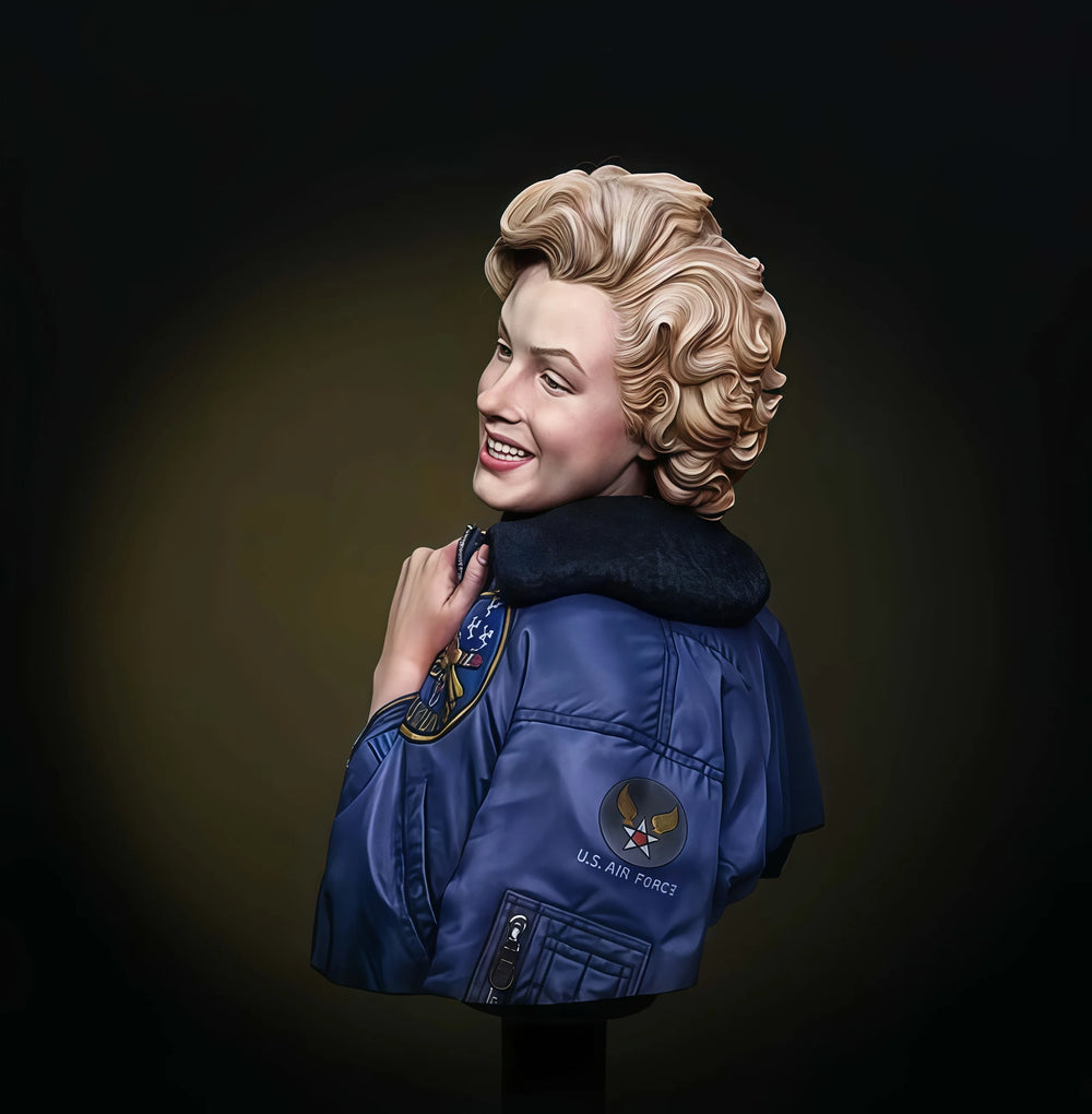 1/10 Modern Marilyn Monroe with Military Jacket, Resin Model Bust Kit, Unassembled and Unpainted