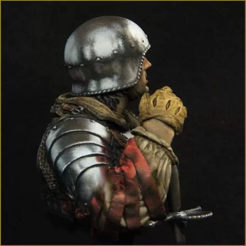 1/10 Medieval Knight in Full Plate Armor with Closed Helm, Resin Model Bust Kit, Unassembled and Unpainted
