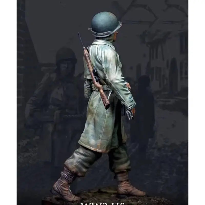 1/16 WWII American Soldier with Rifle and Bandolier, Resin Model Figure Kit, Unassembled and Unpainted