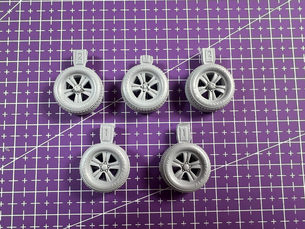 1/35 WWII Vehicle Tire Accessories, Resin Model Accessory Kit, Unpainted