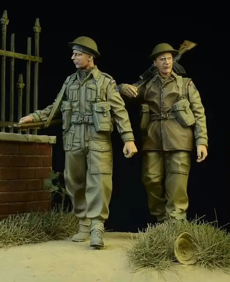 1/35 WWI British Commonwealth Soldiers, 2 Figures, Resin Model Figure Kit, Unassembled and Unpainted