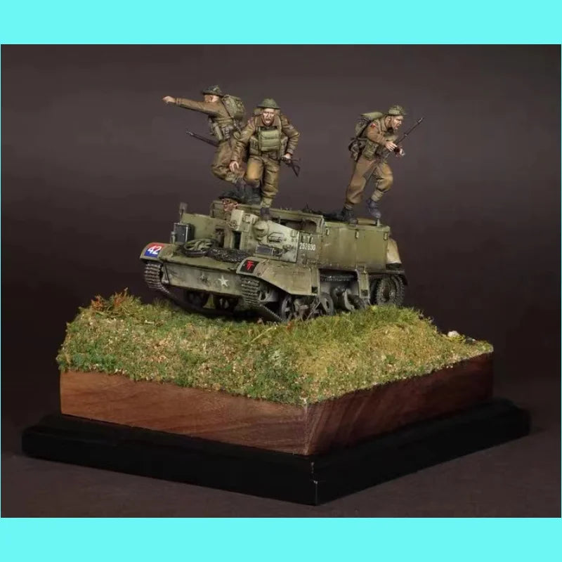1/35 Cold War Military, 4 Figures, Resin Model Diorama Kit, Unassembled and Unpainted