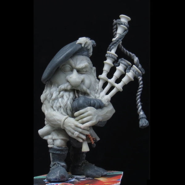 1/32 Medieval Highland Bagpiper, Resin Model Bust Kit, Unassembled and Unpainted