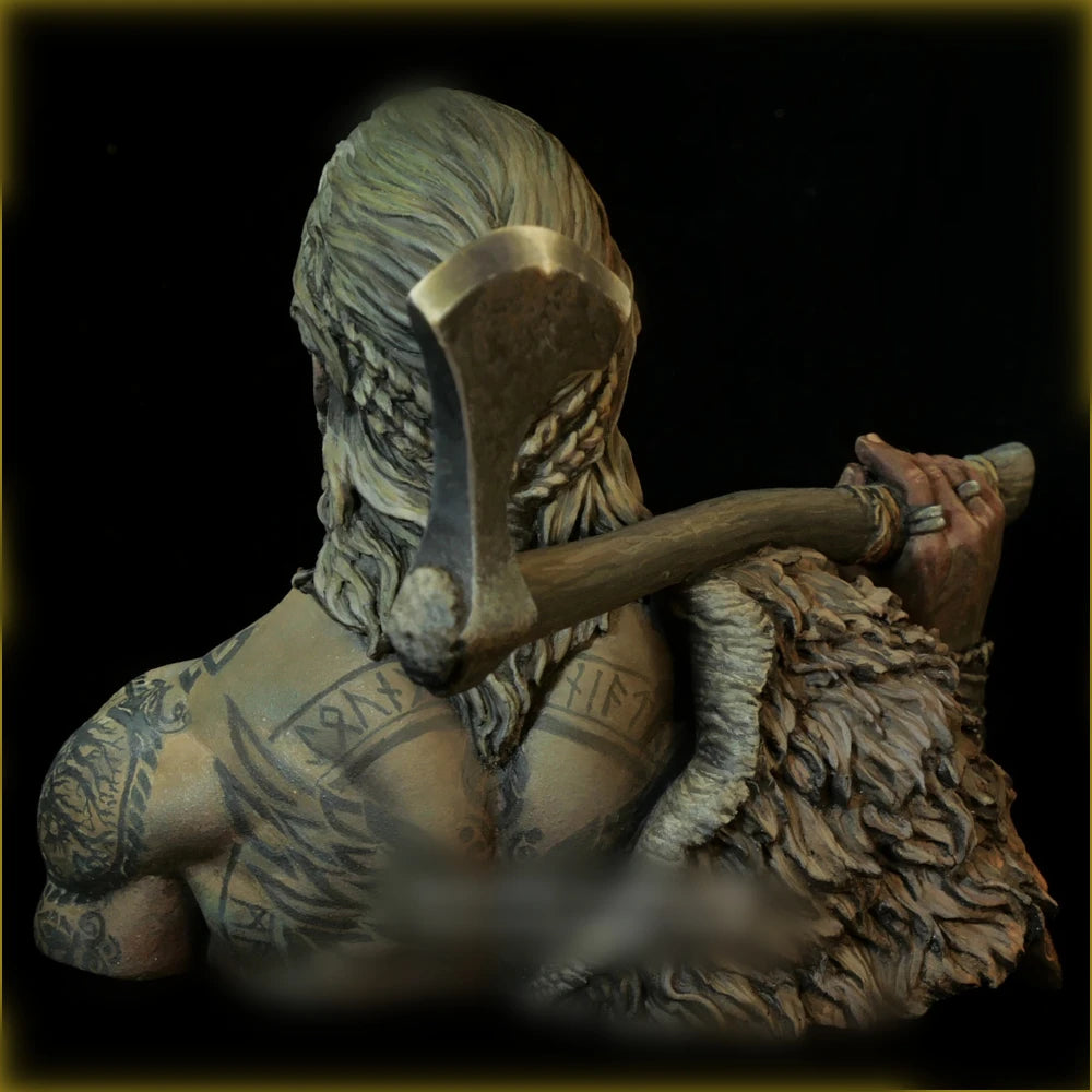 1/10 Tattooed Barbarian with Fur Cloak and Club, Resin Model Bust Kit, Fantasy Theme, Unassembled and Unpainted