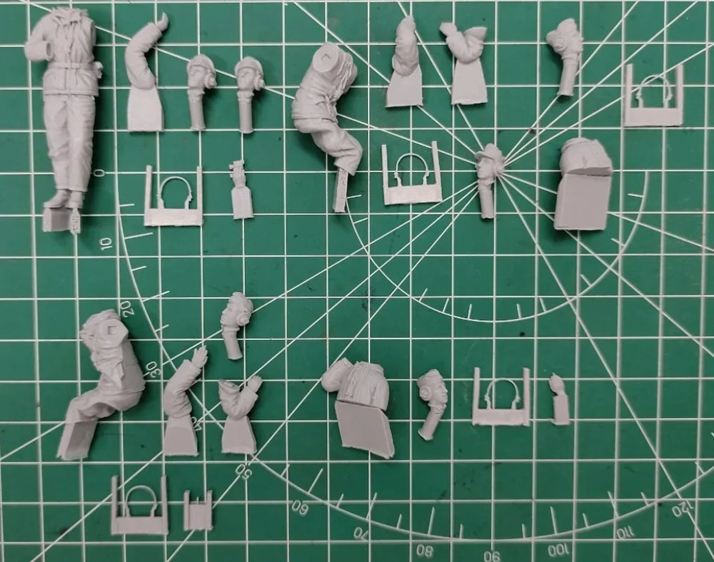 1/35 WWII German Tank Crew, 6 Figures, Resin Model Diorama Kit, Unassembled and Unpainted
