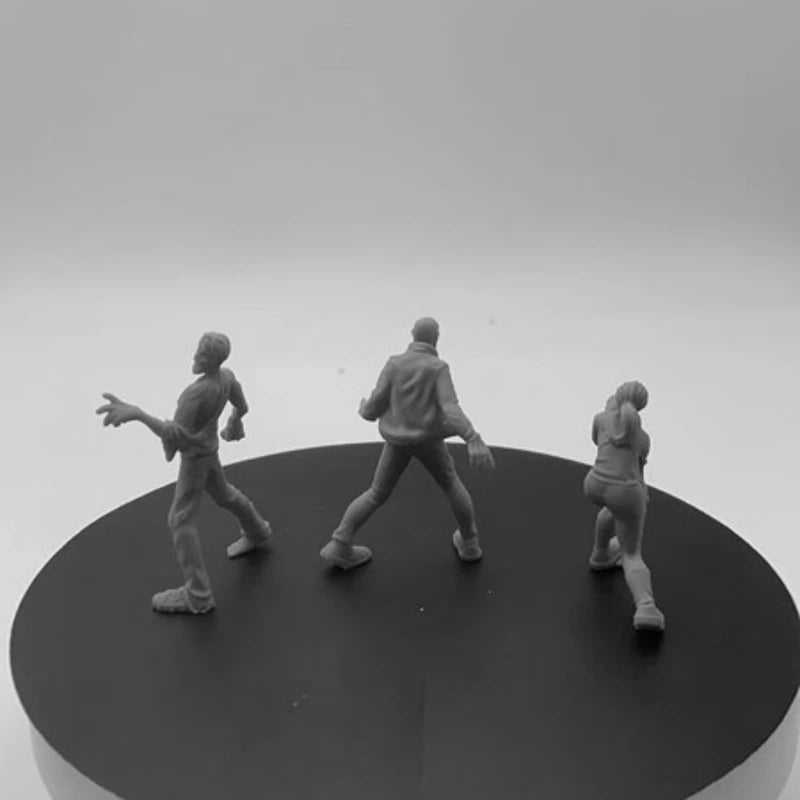 1/35 Dark Fantasy Zombie Pack, 12 Figures, Resin Model Figure Kit, Fantasy Theme, Unassembled and Unpainted
