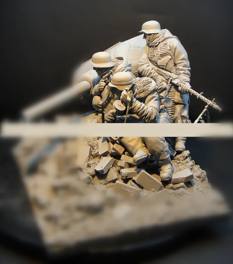 1/16 WWI Trench Scene, 3 Figures, Resin Model Diorama Kit, Unassembled and Unpainted