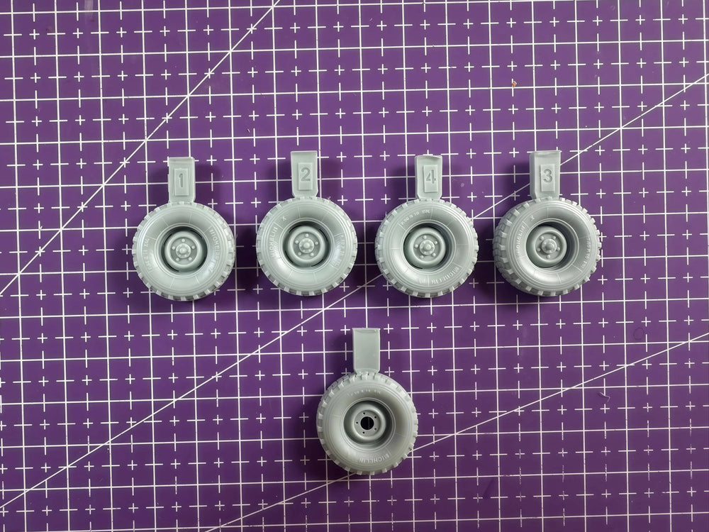 1/35 Modern Land Rover Defender Parts, Resin Model Accessory Kit, Unpainted