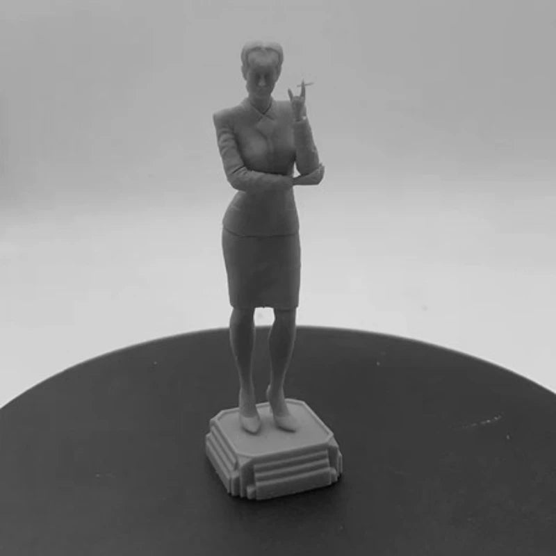 1/24 Rachel Character, Resin Model Figure Kit, Anime Theme, Unassembled and Unpainted