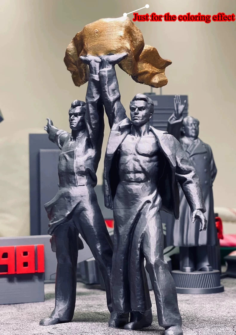 200mm Cold War Soviet Monument, 2 Figures, Resin Model Diorama Kit, Unassembled and Unpainted