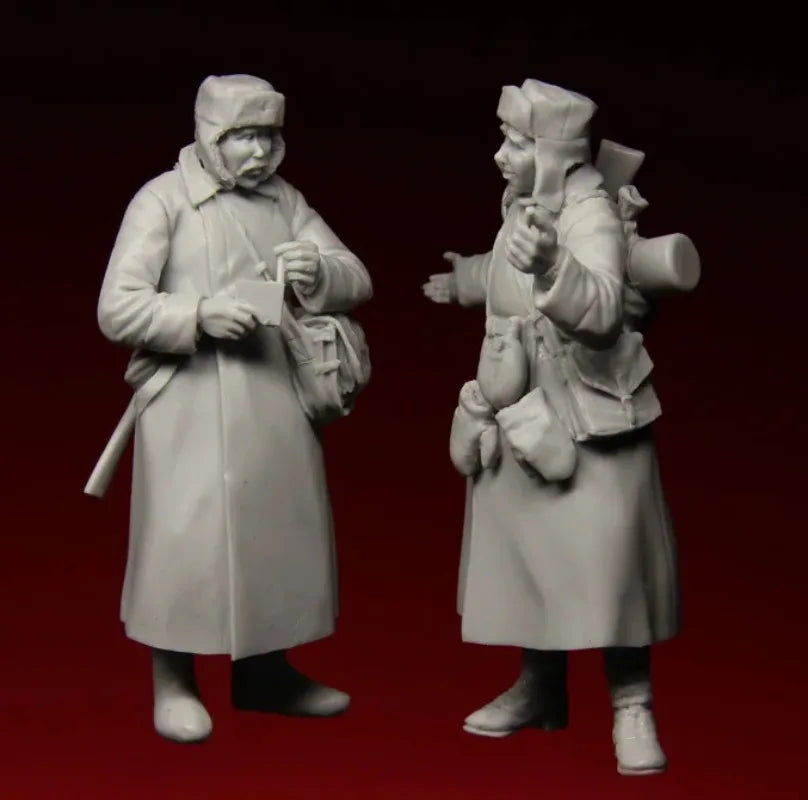1/35 WWII Soviet Infantry in Greatcoats, 2 Figures, Resin Model Figure Kit, Unassembled and Unpainted