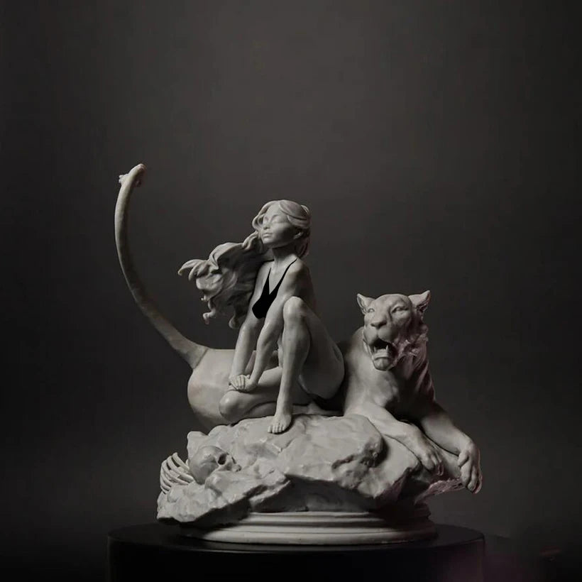 1/24 Succubus with Demon Beast, 2 Figures, Resin Model Figure Kit, Fantasy Theme, Unassembled and Unpainted