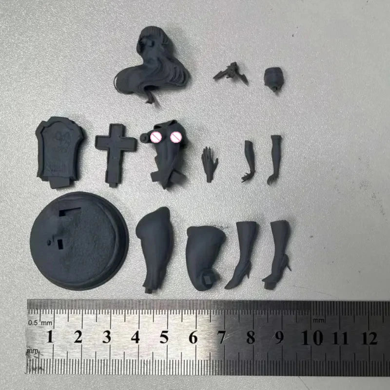 1/24 Cute Vampire Character, Resin Model Figure Kit, Fantasy Theme, Unassembled and Unpainted