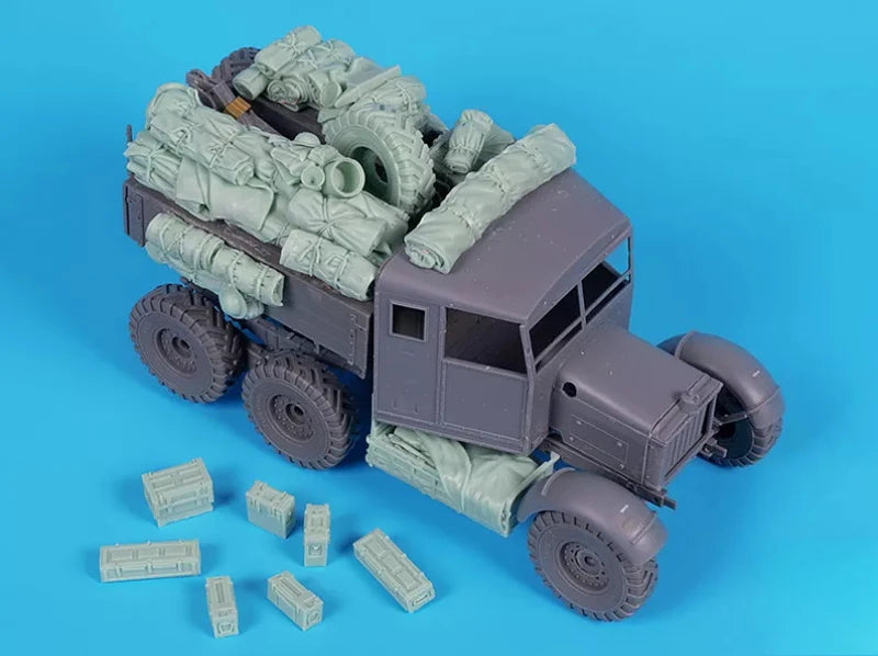 1/35 WWII Soviet Heavy Breakdown Tractor SV2S, Resin Model Vehicle Kit, Unassembled and Unpainted