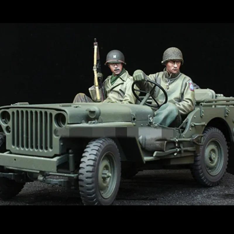 1/35 WWII US Infantry with Jeep, 2 Figures, Resin Model Figure Kit, Unassembled and Unpainted