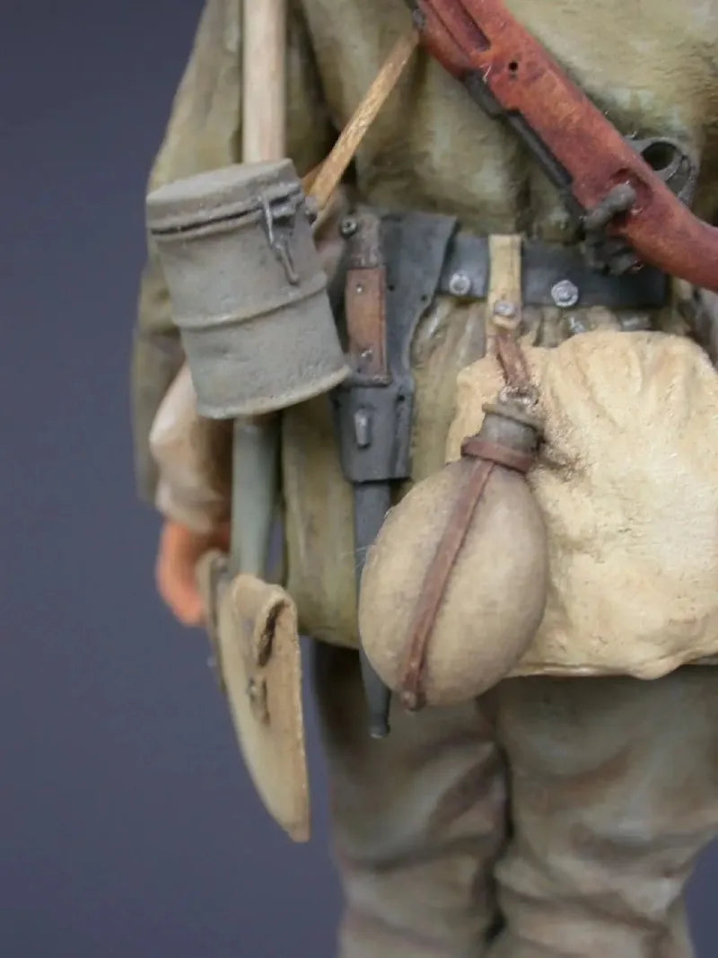 1/16 WWI German Imperial Soldier, Resin Model Figure Kit, Unassembled and Unpainted