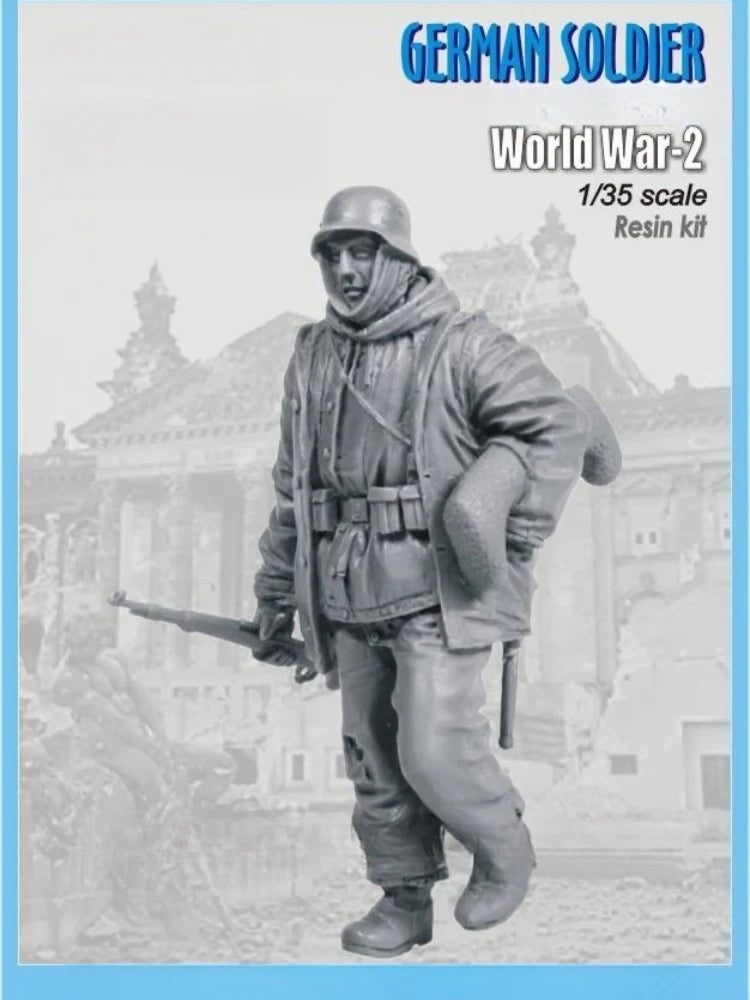 1/35 WWII German Infantry Advancing, Resin Model Figure Kit, Unassembled and Unpainted