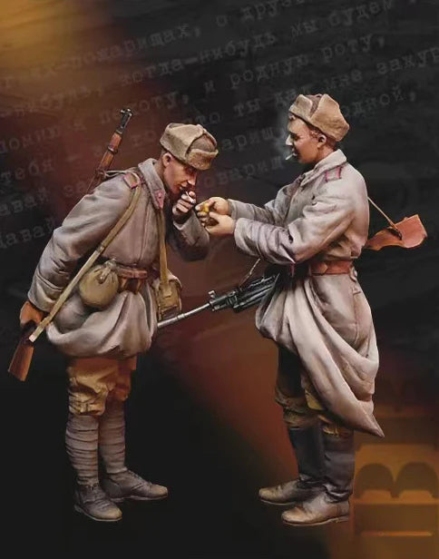 1/35 WWI German Infantry Conversing in Greatcoats, 2 Figures, Resin Model Figure Kit, Unassembled and Unpainted