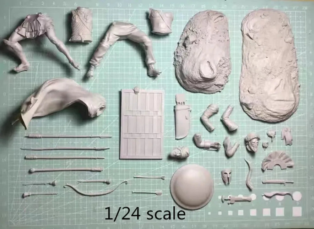 1/24 Ancient Roman Gladiator Thrusting with Spear and Shield, Resin Model Figure Kit, Unassembled and Unpainted