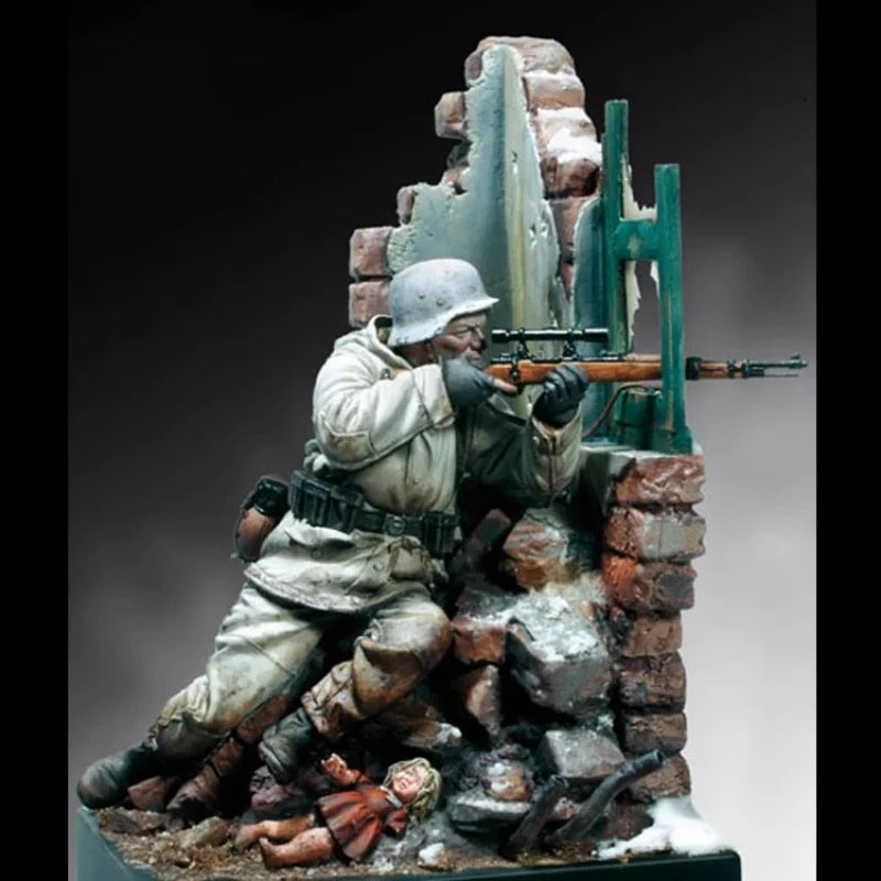1/18 WWI Soldier in Trench, Resin Model Diorama Kit, Unassembled and Unpainted
