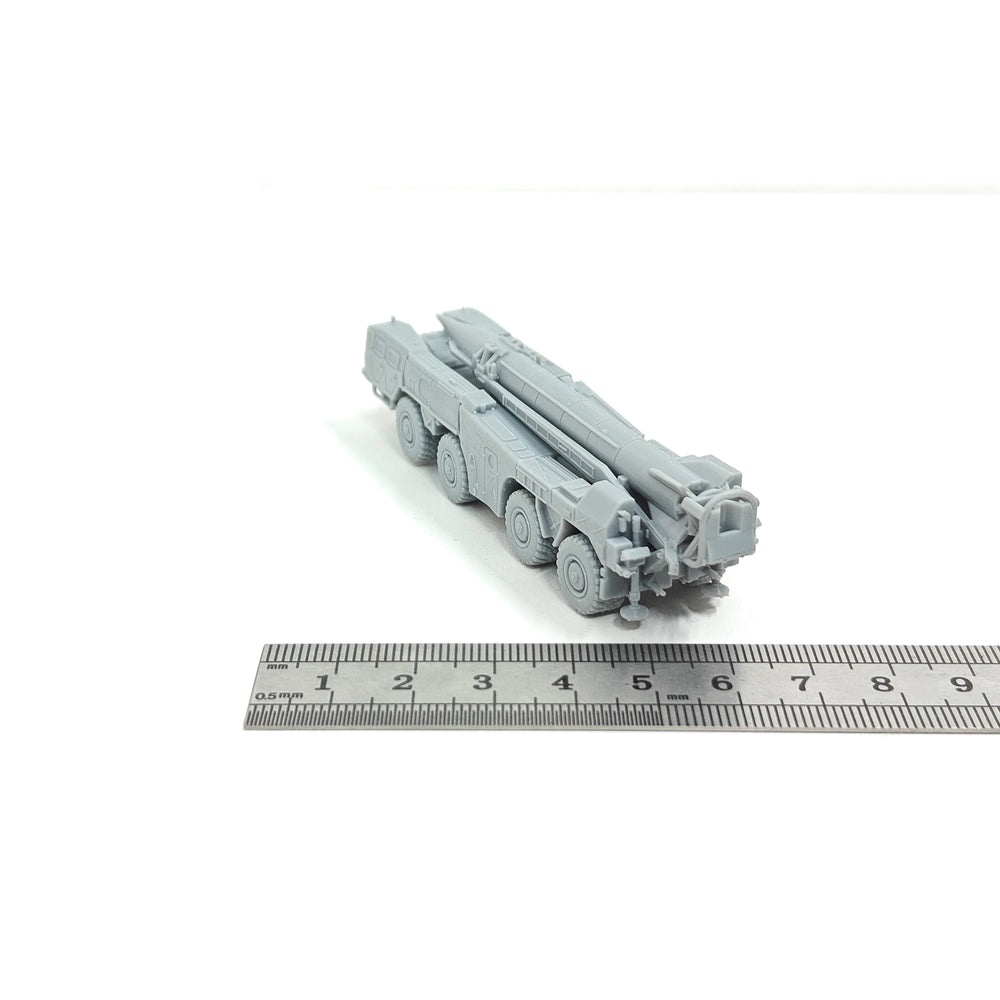 1/144 Cold War Soviet Scud Missile Launcher, Resin Model Vehicle Kit, Unassembled and Unpainted