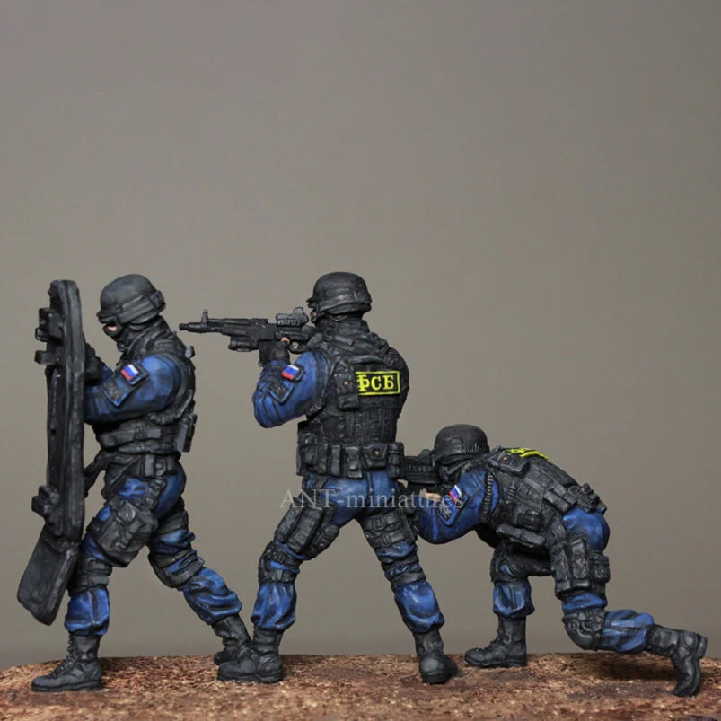Modern Special Forces Operators, 4 Figures, Resin Model Figure Kit, Unassembled and Unpainted