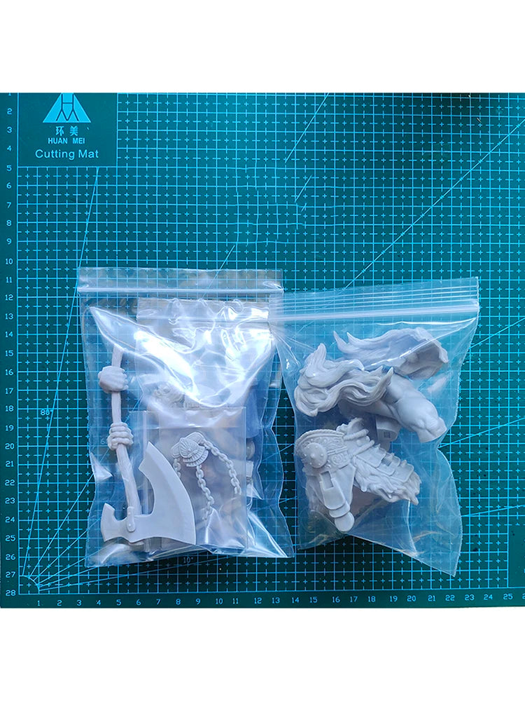 1/10 Red-Bearded Barbarian with Raised Axe, Resin Model Figure Kit, Fantasy Theme, Unassembled and Unpainted