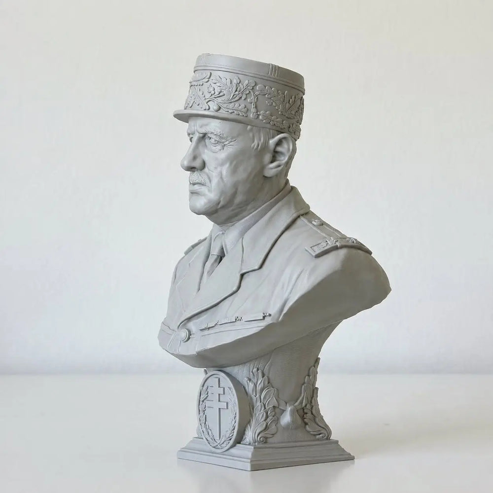 120mm WWII French General Charles De Gaulle, Resin Model Bust Kit, Unassembled and Unpainted