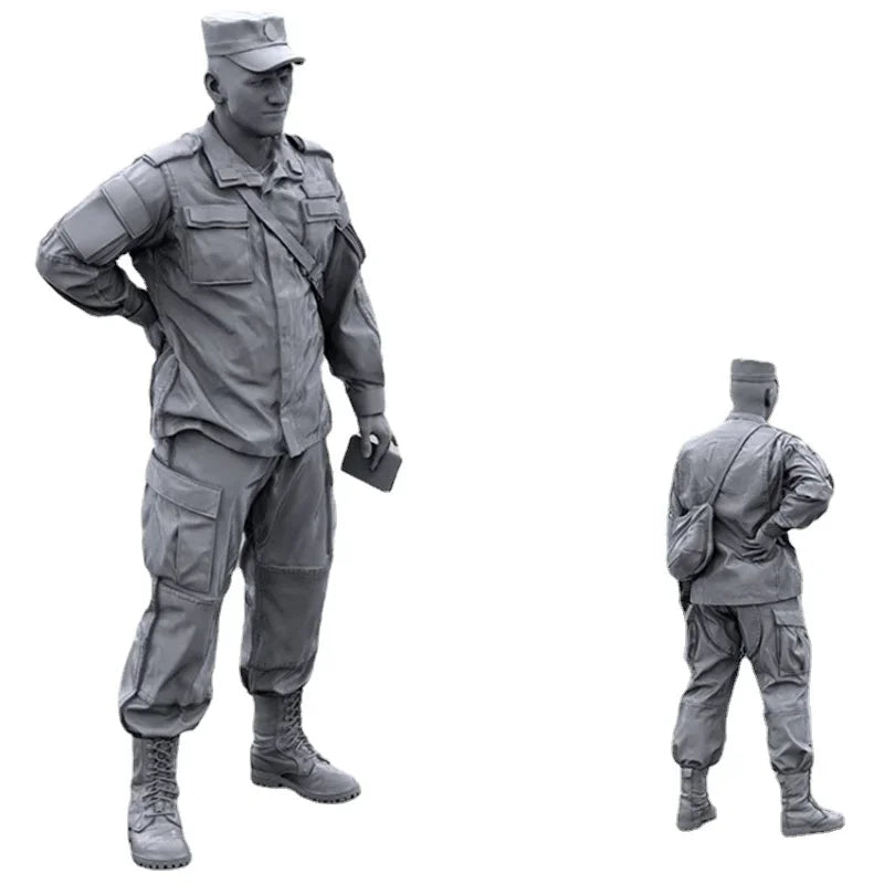 1/35 Modern Russian Infantry Soldier in Combat Uniform Alert Pose, Resin Model Figure Kit, Unassembled and Unpainted