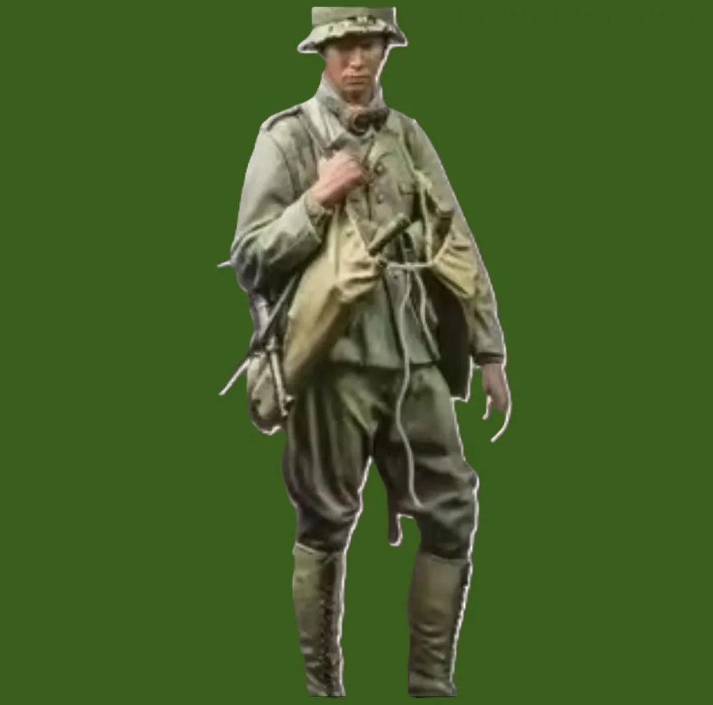 1/16 WWI Soldier in Combat Uniform, Resin Model Figure Kit, Unassembled and Unpainted