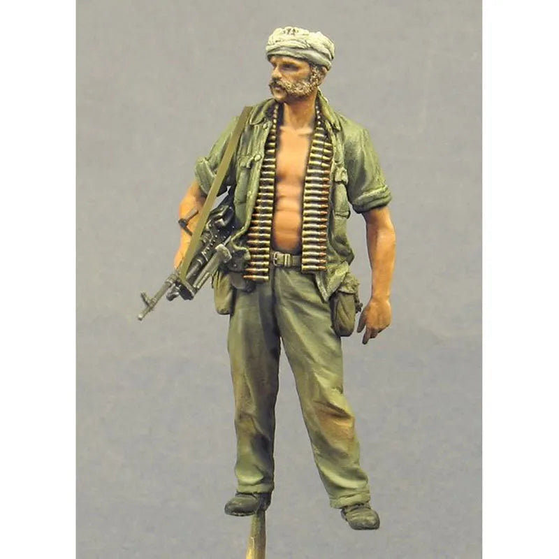 1/35 WWII Allied Soldier with Ammunition Belts, Resin Model Figure Kit, Unassembled and Unpainted