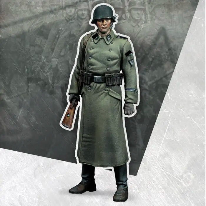 1/35 WWII Female in Long Military Coat, Resin Model Figure Kit, Unassembled and Unpainted