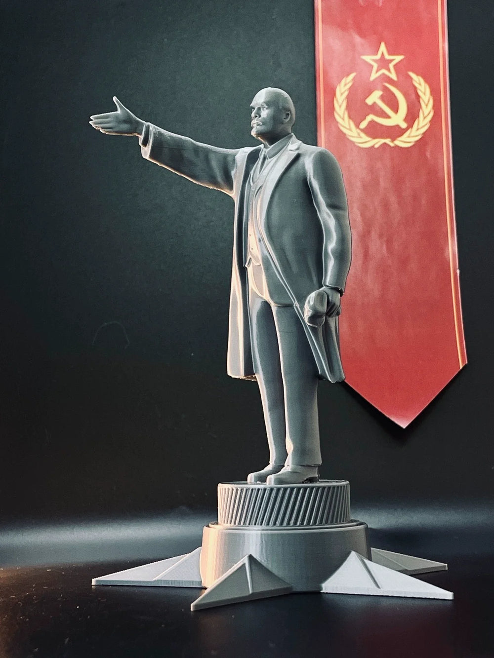 180mm Cold War Lenin, Resin Model Figure Kit, Unassembled and Unpainted