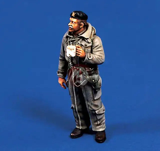 1/35 WWII Aviator with Flight Gear, Resin Model Figure Kit, Unassembled and Unpainted