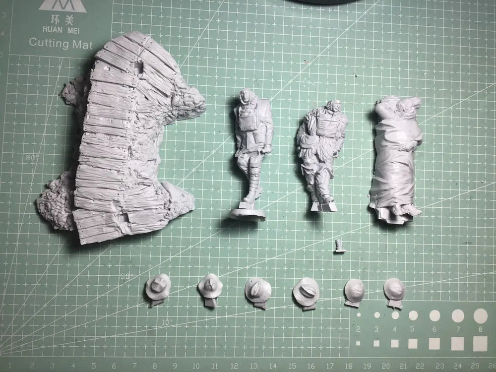 54mm WWI Soldiers with Stretcher, 2 Figures, Resin Model Figure Kit, Unassembled and Unpainted