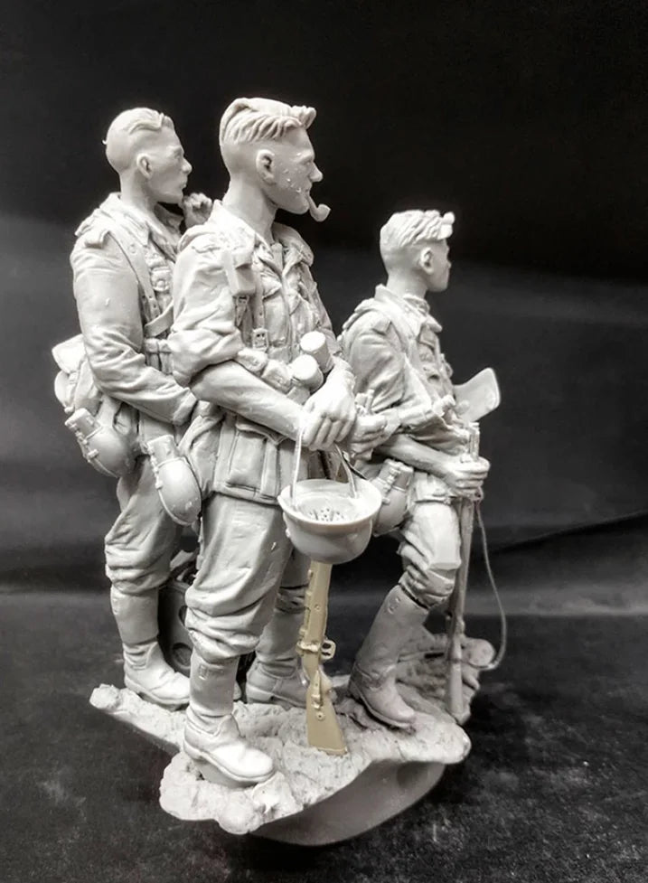 1/16 WWI British Infantry Section Advancing, 5 Figures, Resin Model Figure Kit, Unassembled and Unpainted