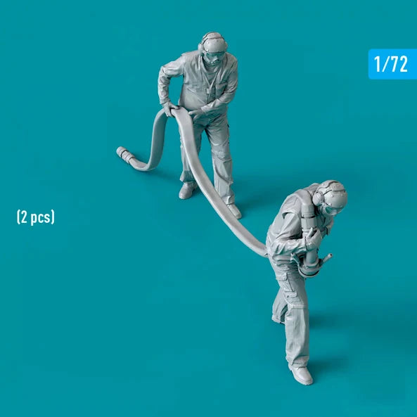 1/72 Cold War Soldiers, 2 Figures, Resin Model Figure Kit, Unassembled and Unpainted