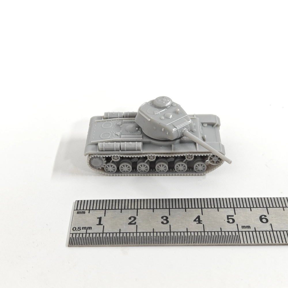 1/144 WWII Soviet KV-85 Heavy Tank, Resin Model Vehicle Kit, Unassembled and Unpainted