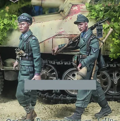 1/35 WWII German Motorcycle Unit, 4 Figures, Resin Model Figure Kit, Unassembled and Unpainted