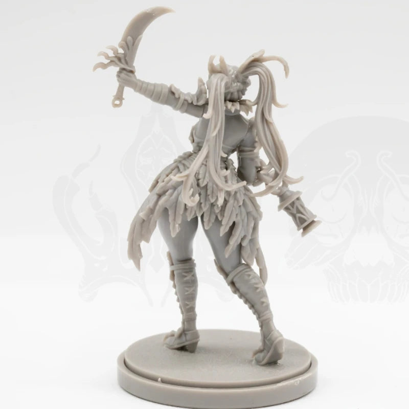 30mm Demon Sorceress with Twin Curved Scythes, Resin Model Figure Kit, Fantasy Theme, Unassembled and Unpainted