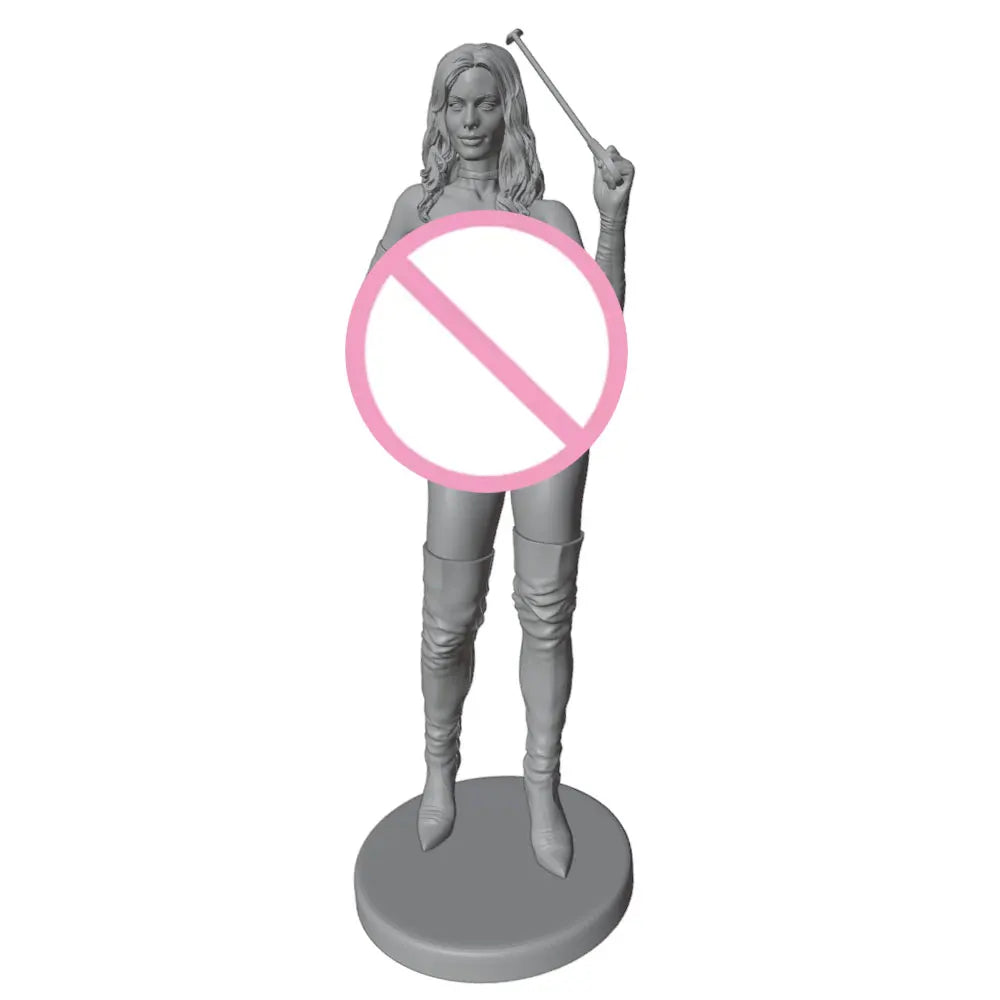 1/24 Blonde Pin-up with Hands on Hips, Resin Model Figure Kit, Unassembled and Unpainted