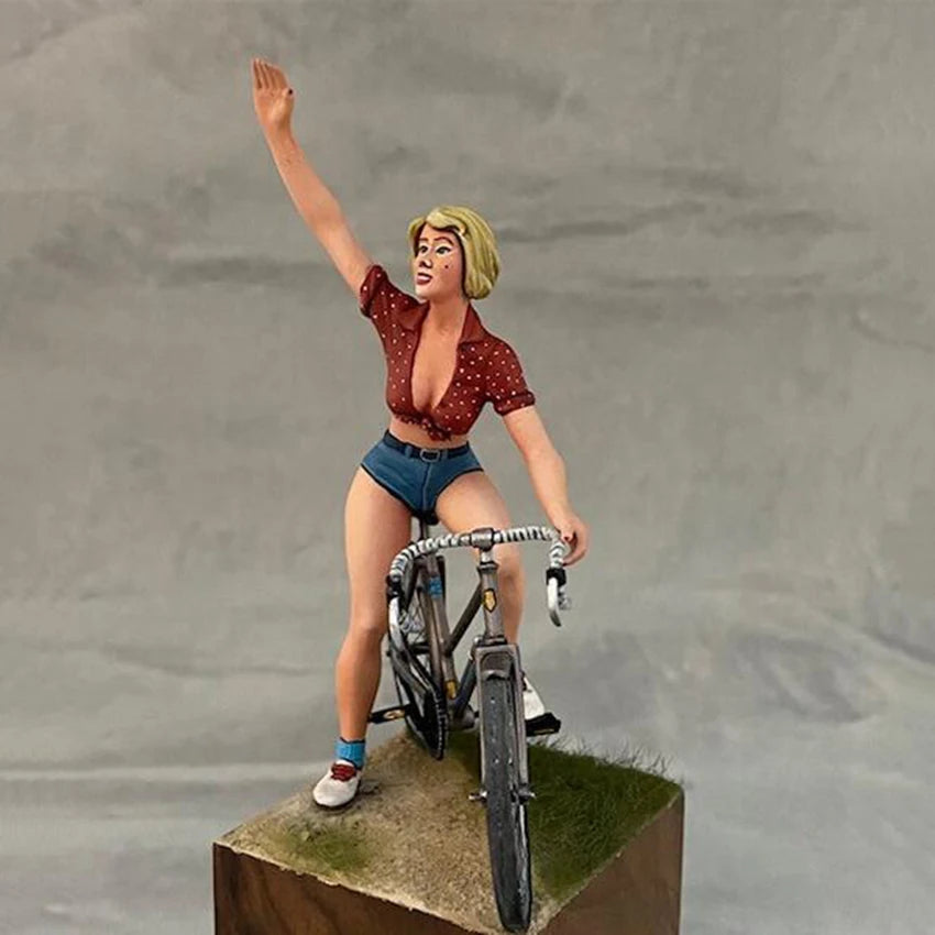 1/22 Female Pinup, Resin Model Figure Kit, Unassembled and Unpainted