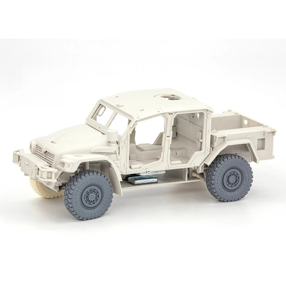 1/35 Modern Military Truck, Resin Model Vehicle Kit, Unassembled and Unpainted