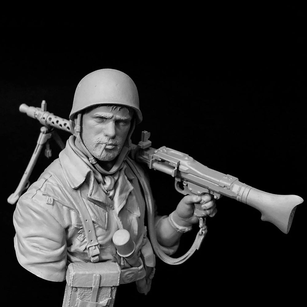 1/10 WWII German Infantry MG42 Gunner and Riflemen, 2 Figures, Resin Model Bust Kit, Unassembled and Unpainted