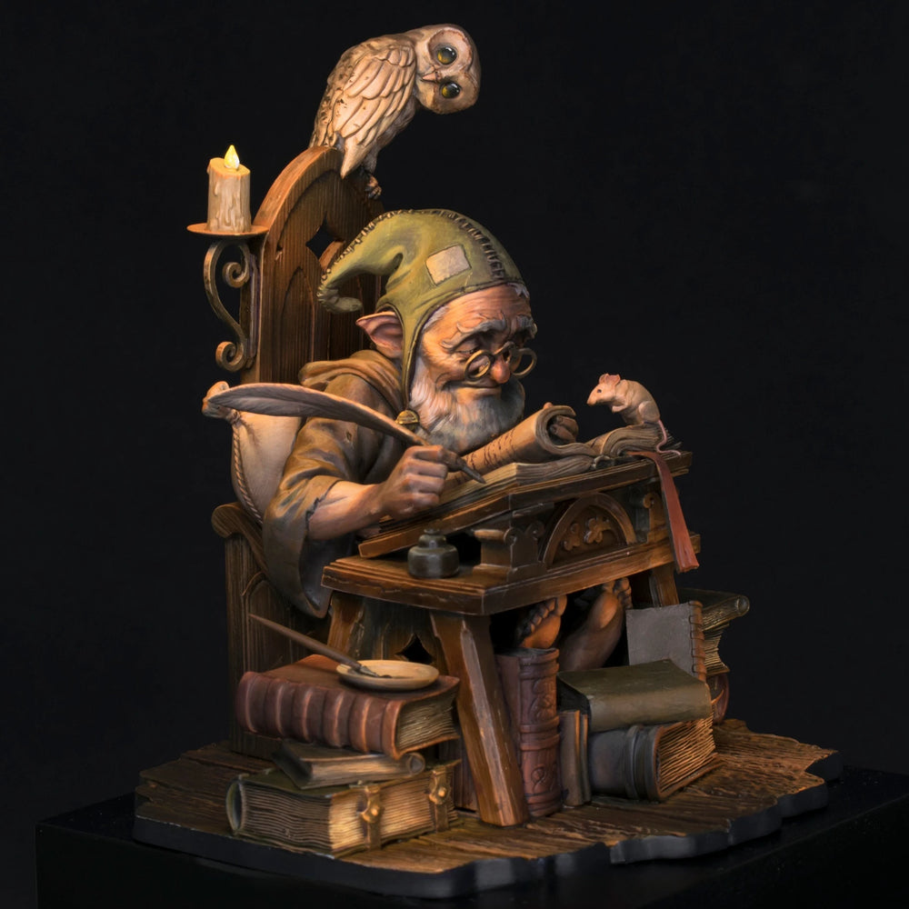 1/24 Dwarf Wizard at Workbench, Resin Model Figure Kit, Fantasy Theme, Unassembled and Unpainted